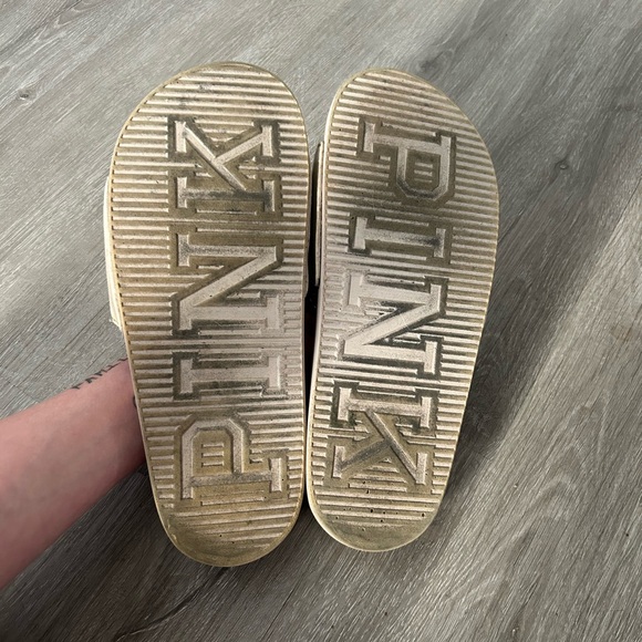PINK Victorias Secret Slide Ons Size 7/8 - Picture 2 of 3